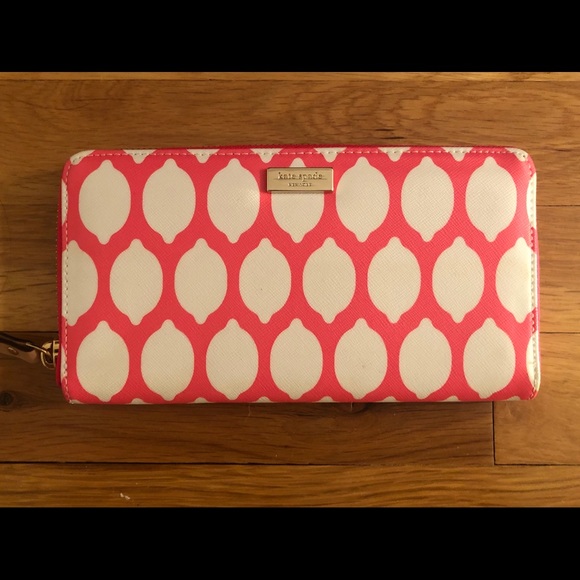 Kate Spade Wallet - Picture 1 of 2